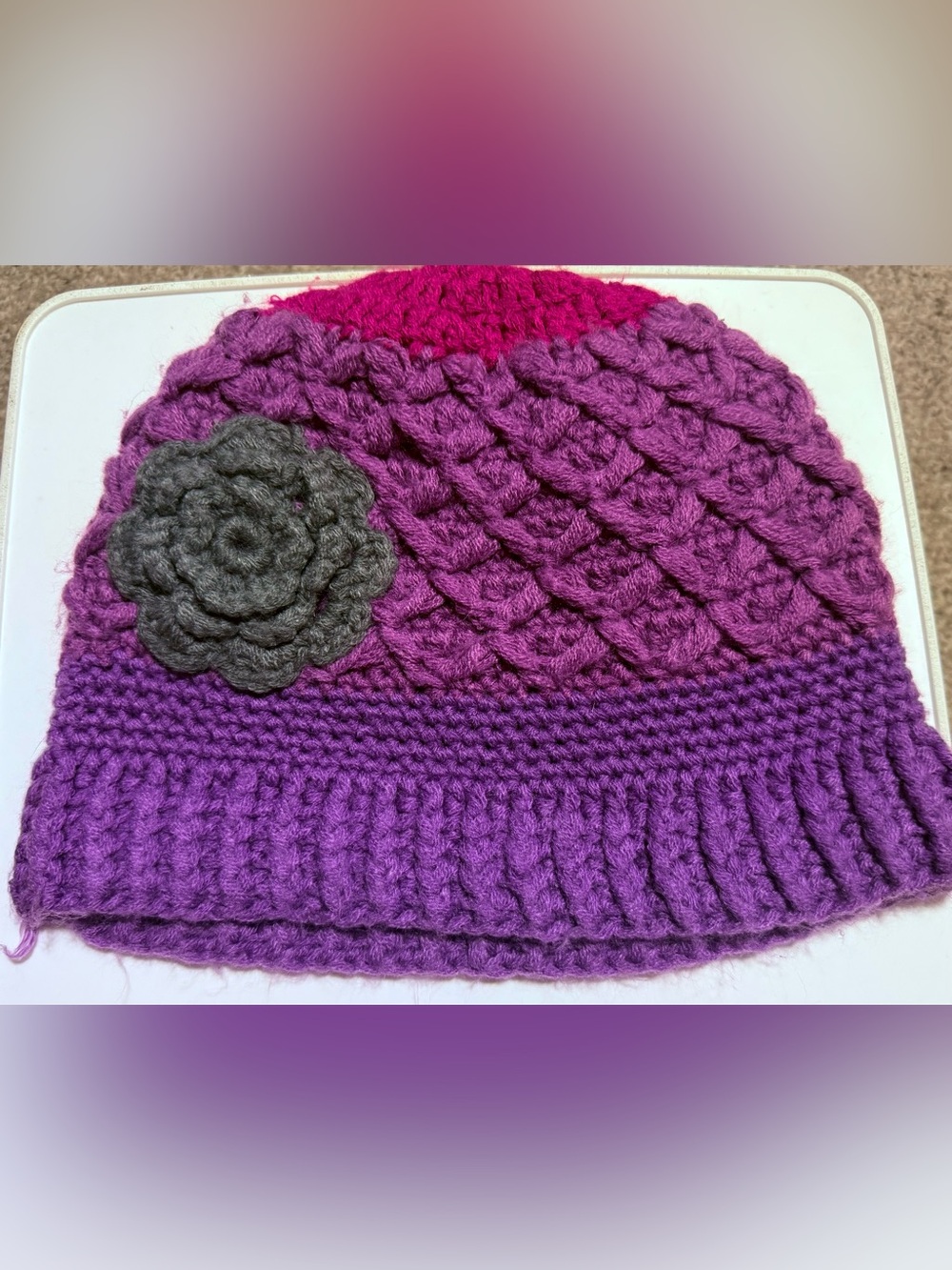 Two's Company Pink-to-Purple Gradient Knit Beanie with Gray Flower